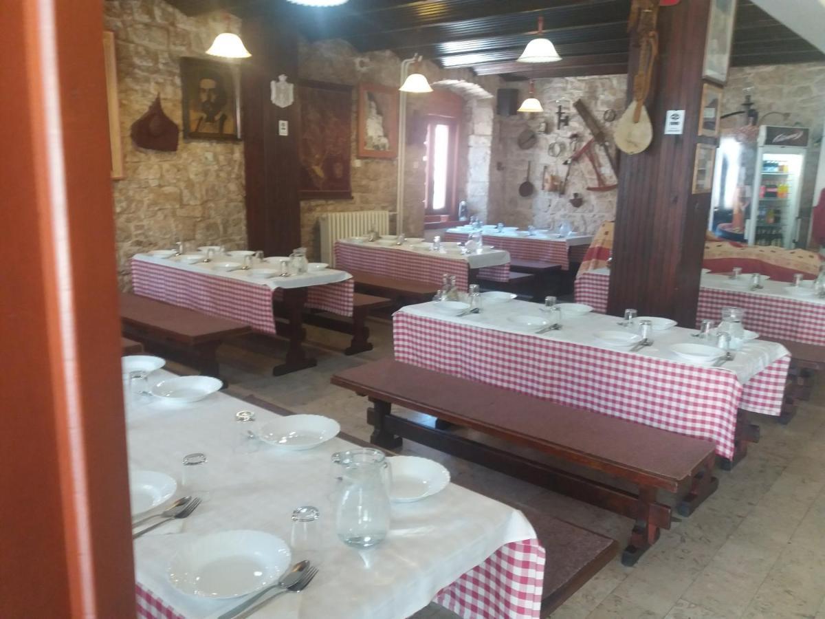 Bnb Njeguska Sijela Njegusi Luaran gambar